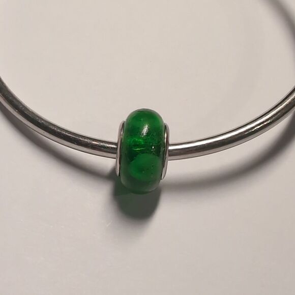 Silver Green with White Spots‎ Charm for Pandora Style Bracelet - Picture 1 of 3